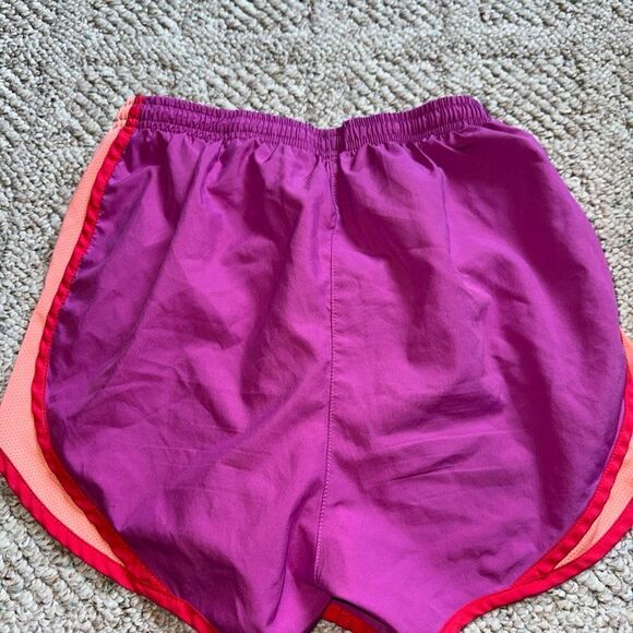 Womens Nike Purple Running Shorts lined size XS - Picture 3 of 3